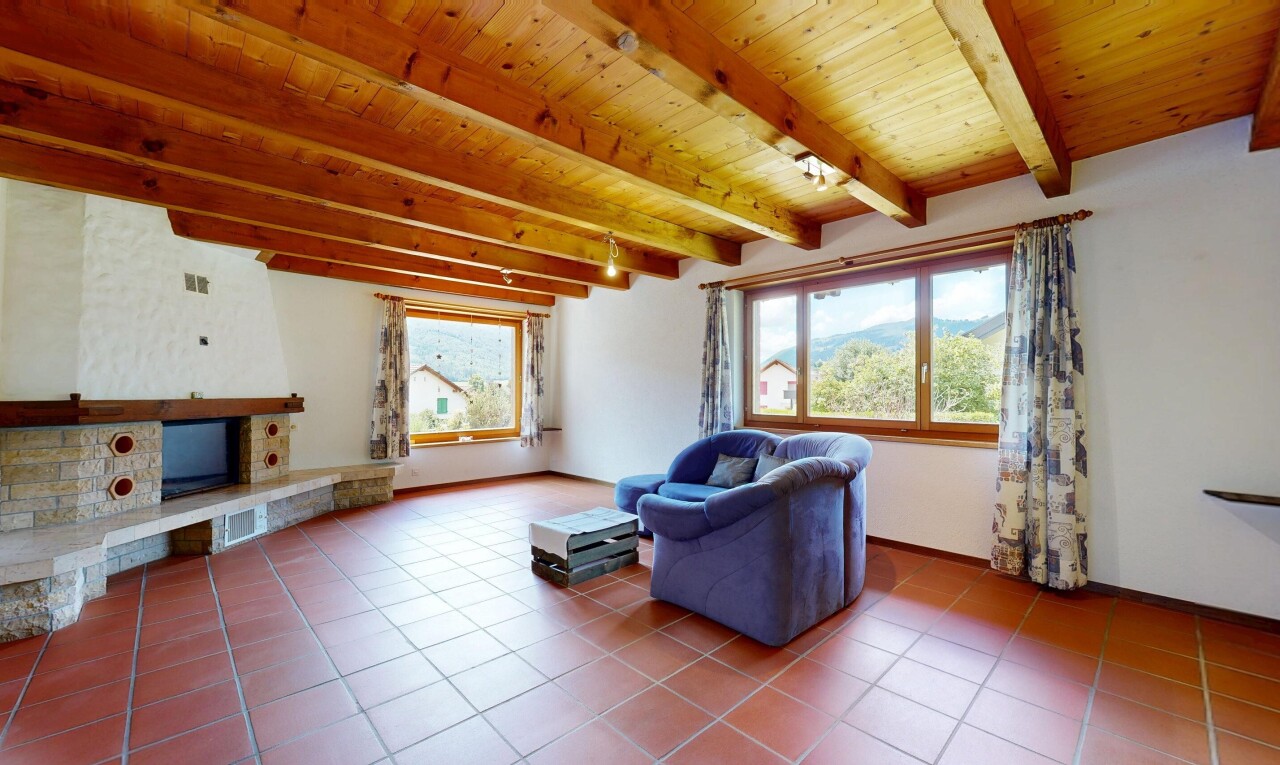wohnzimmer mit natural light, natürliches licht, inside property, drywall, und gipskartonwand