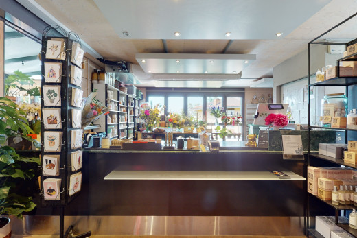 willkommensbereich mit natürliches licht