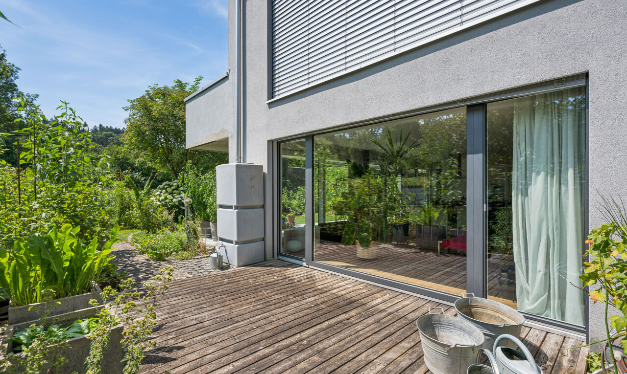 terrasse mit deck, from property, und day time