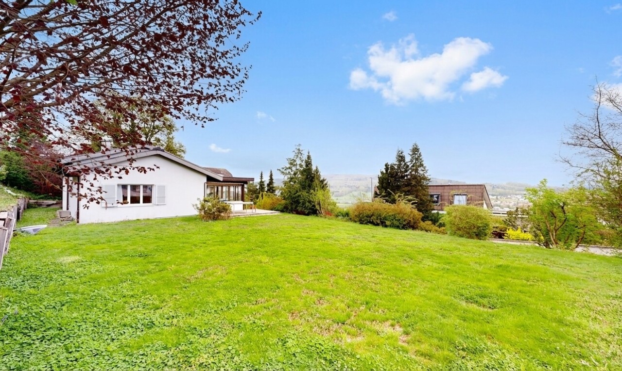 jardin avec pelouse, from property, et day time