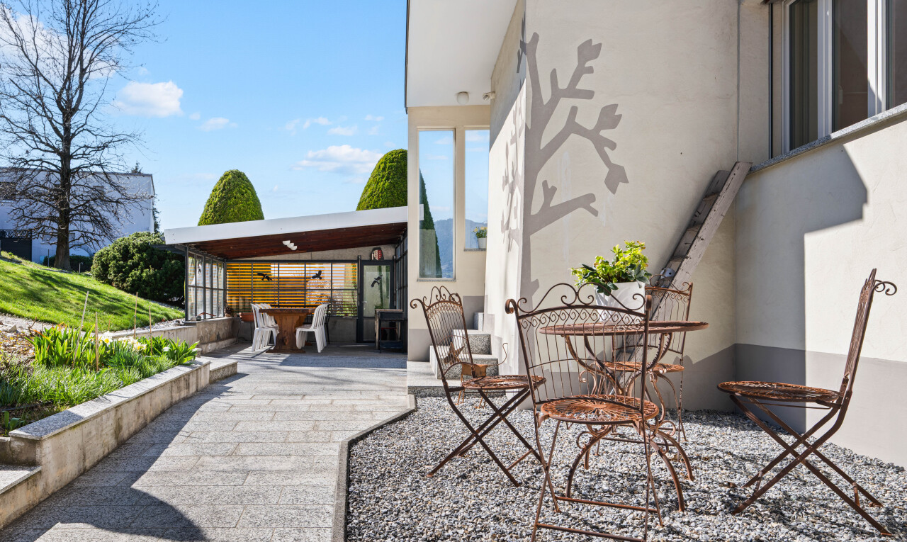 terrasse avec from property et day time