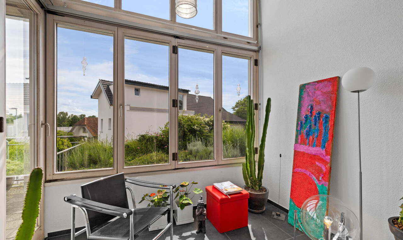 büro mit natürliches licht, natural light, inside property, day time, und gipskartonwand