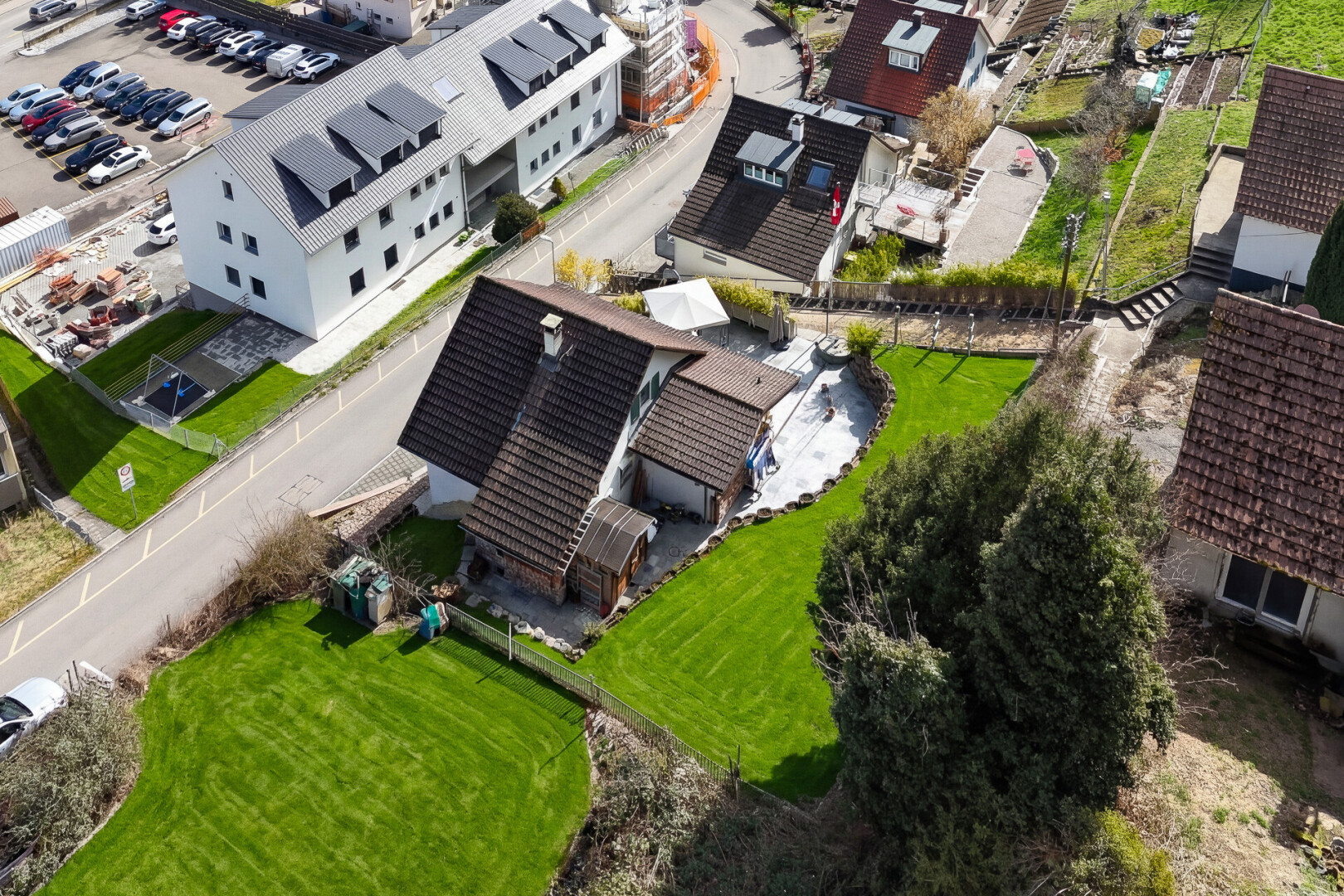 extérieur du bâtiment avec aerial view
