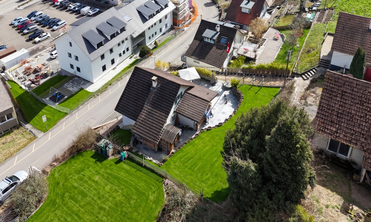 extérieur du bâtiment avec aerial view