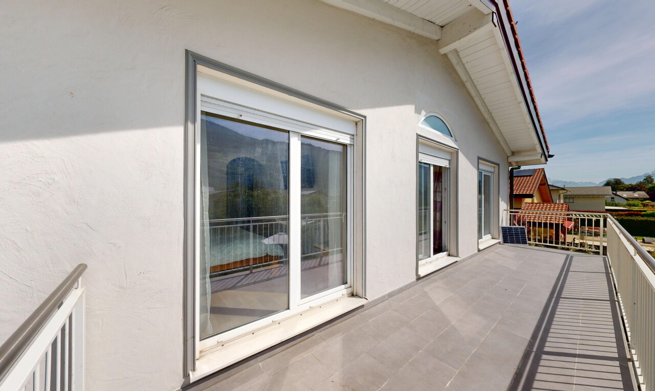 terrasse avec from property et day time
