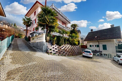 façade avec day time et property visible