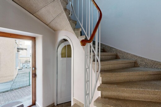 escaliers avec drywall, cloison sèche, escaliers, carpet, et moquette