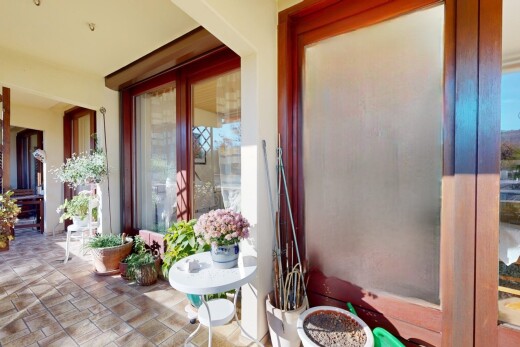 terrasse mit property visible