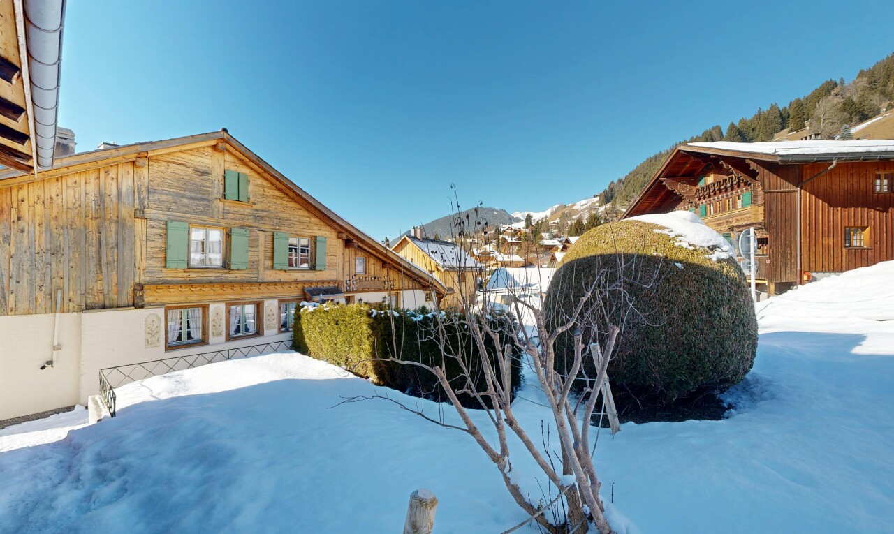 extérieur du bâtiment avec snow et day time