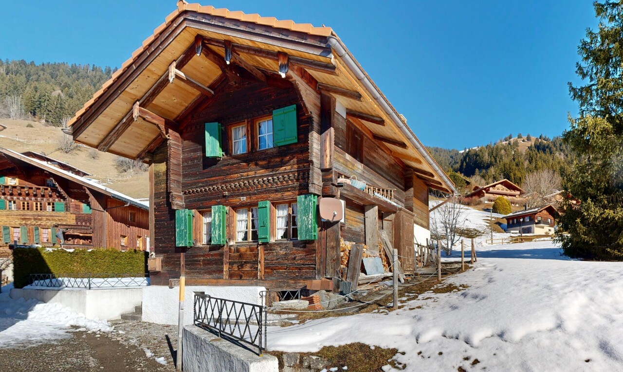 Le Grenier – Chalet historique au cœur de Rougemont