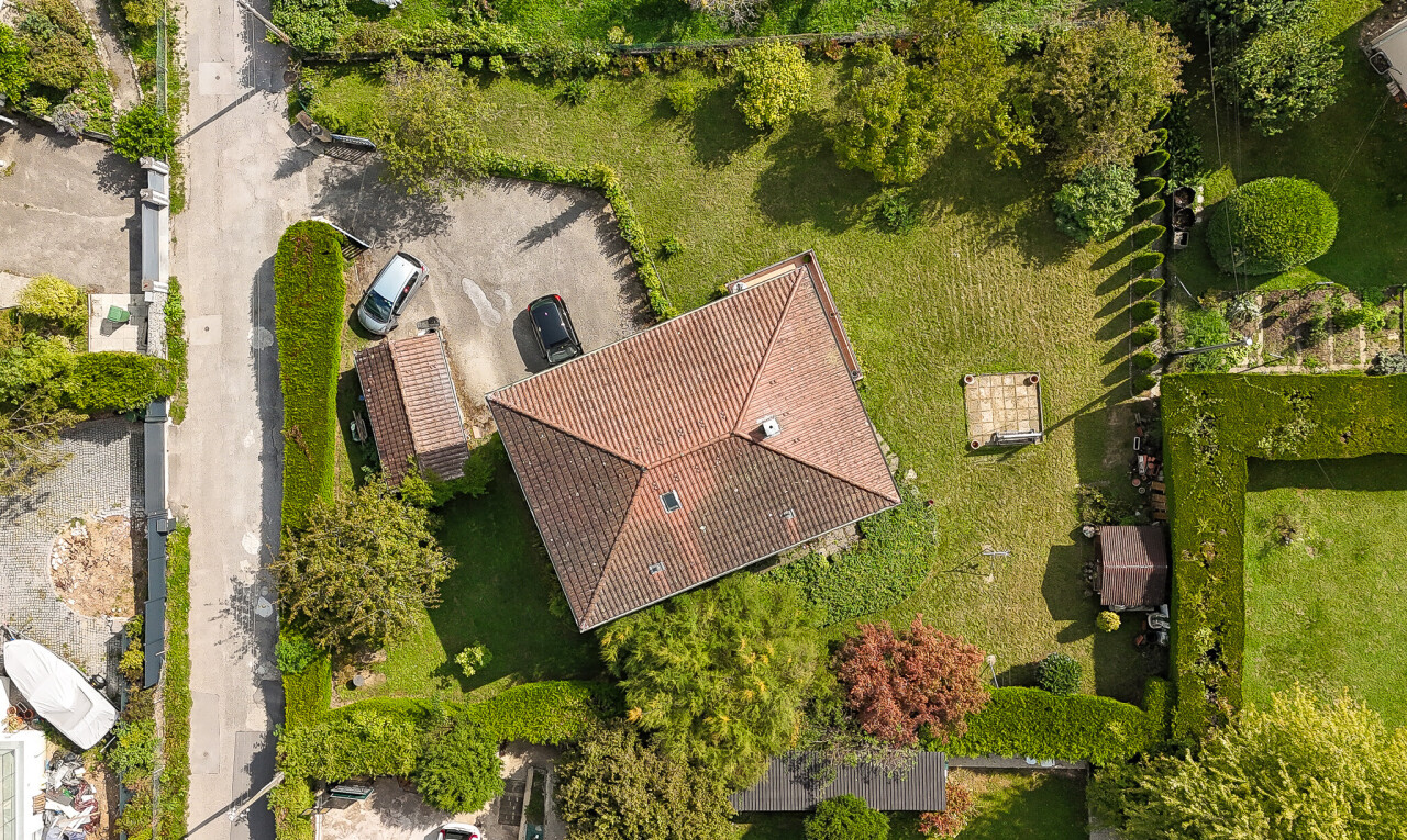 façade avec aerial view