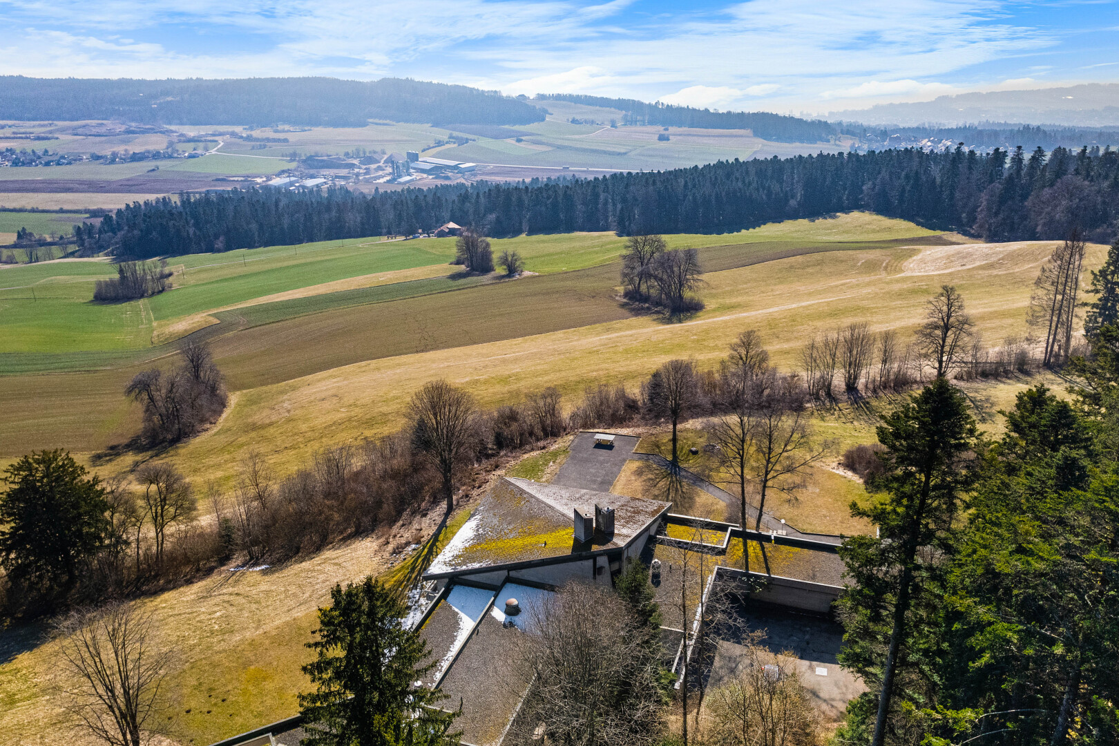 blick auf die berge mit ländliche aussicht