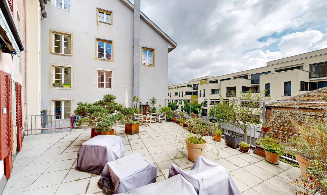 terrasse mit terrasse, apartment complex view, und from community