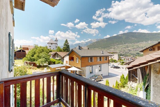 balcon avec balcon, from property, day time, vue sur la montagne, et mountain view