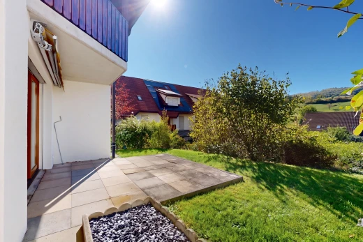 garten mit terrasse, from property, day time, und rasen