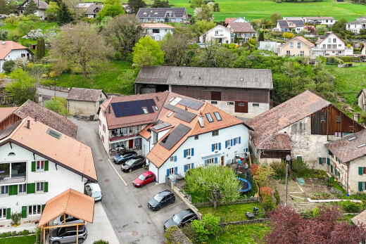 außenansicht mit wohngebietblick, residential view, und parkplatz