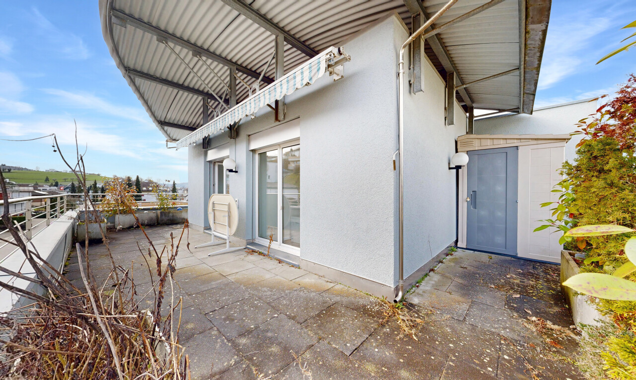 terrasse mit day time, from property, markise, und terrasse