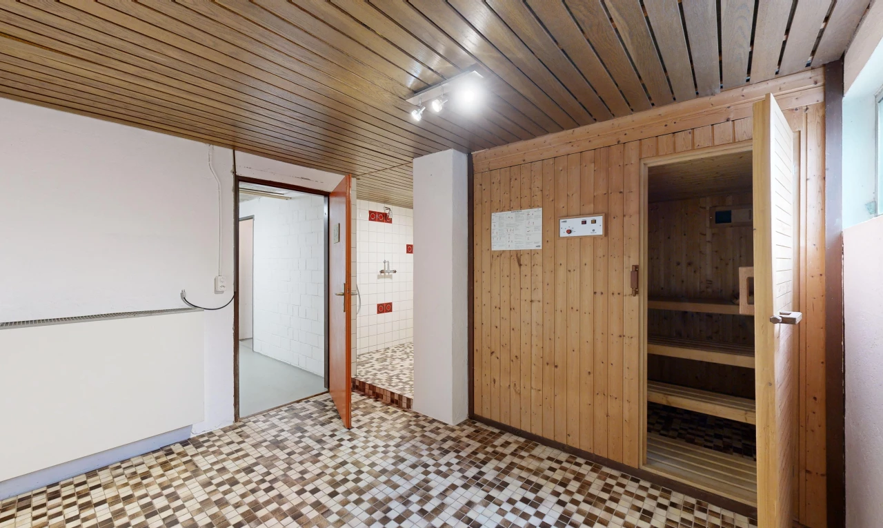 espace intérieur avec mur en bois et plafond de bois