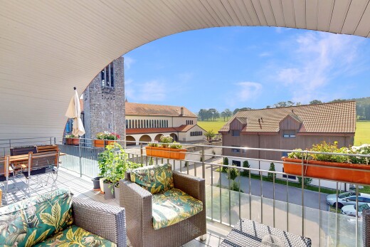 balcon avec balcon, from property, et day time