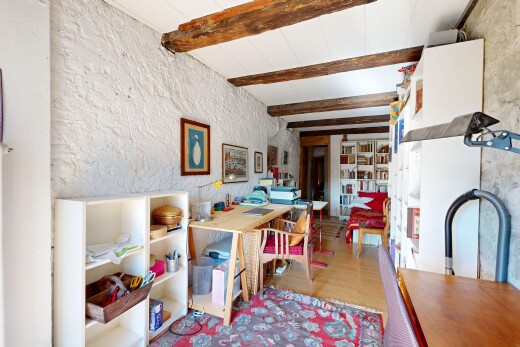 büro mit balkendecke, beamed ceiling, holzfußboden, wood finish floor, und inside property