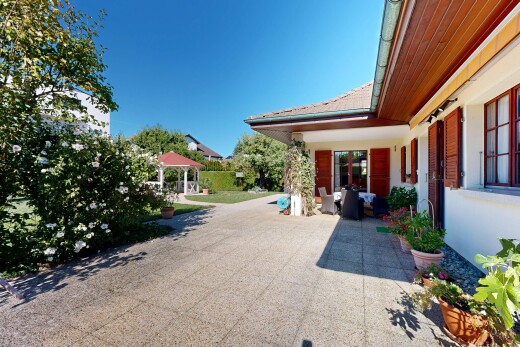 patio / terrace featuring a patio