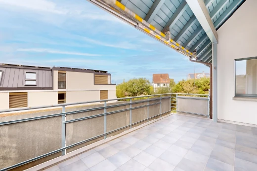 terrasse avec view focus, day time, et from property