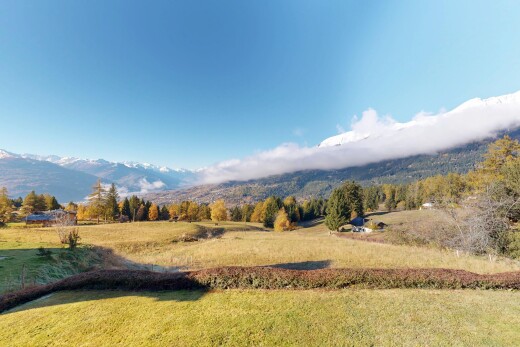 vue sur la montagne avec day time, vue rurale, rural view, vue sur la montagne, et mountain view