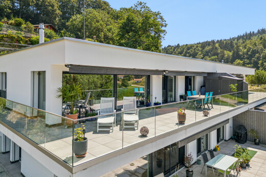 außenansicht mit day time, terrasse, und stuckverkleidung