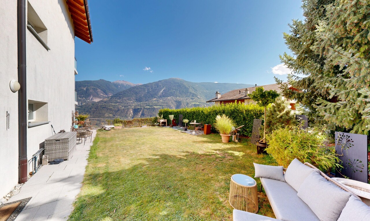 blick auf die berge mit blick auf die berge, mountain view, from property, day time, und view focus