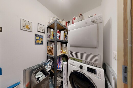 wäschekammer mit waschturm, inside property, drywall, und gipskartonwand