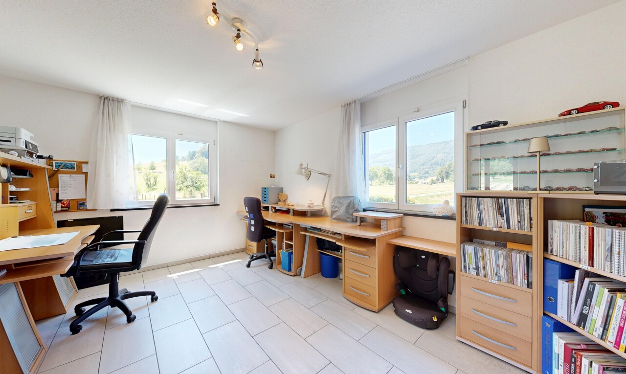 büro mit bürobereich, day time, gipskartonwand, drywall, und light floor