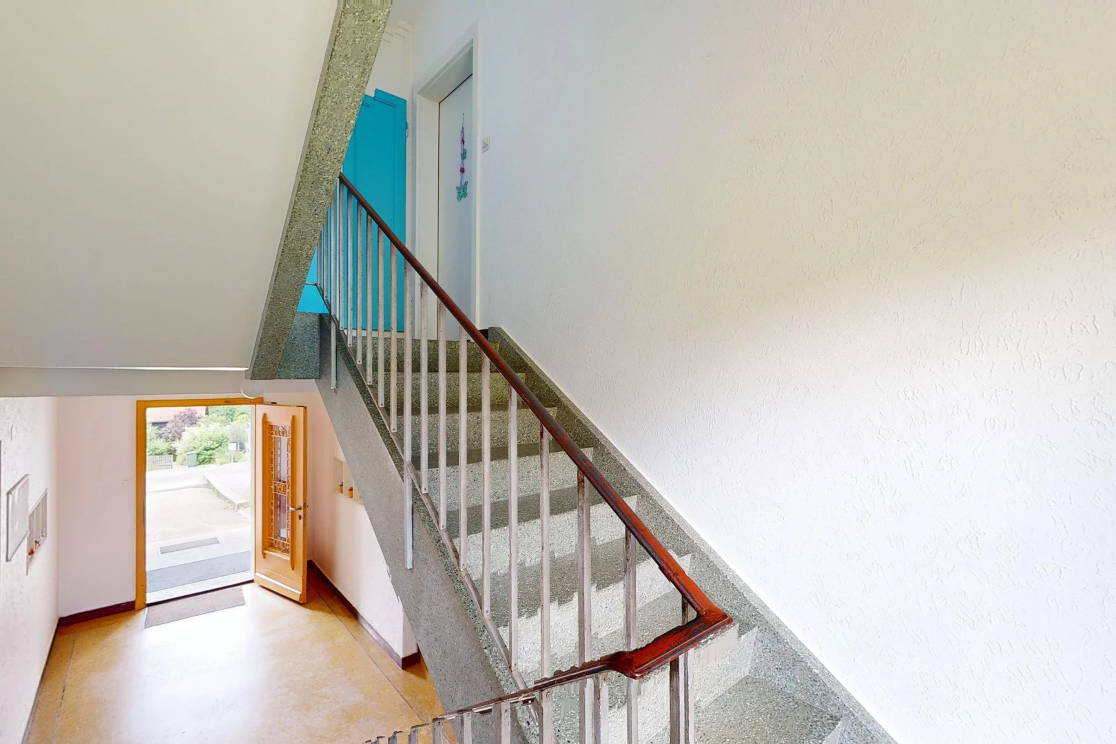 escaliers avec lumière naturelle