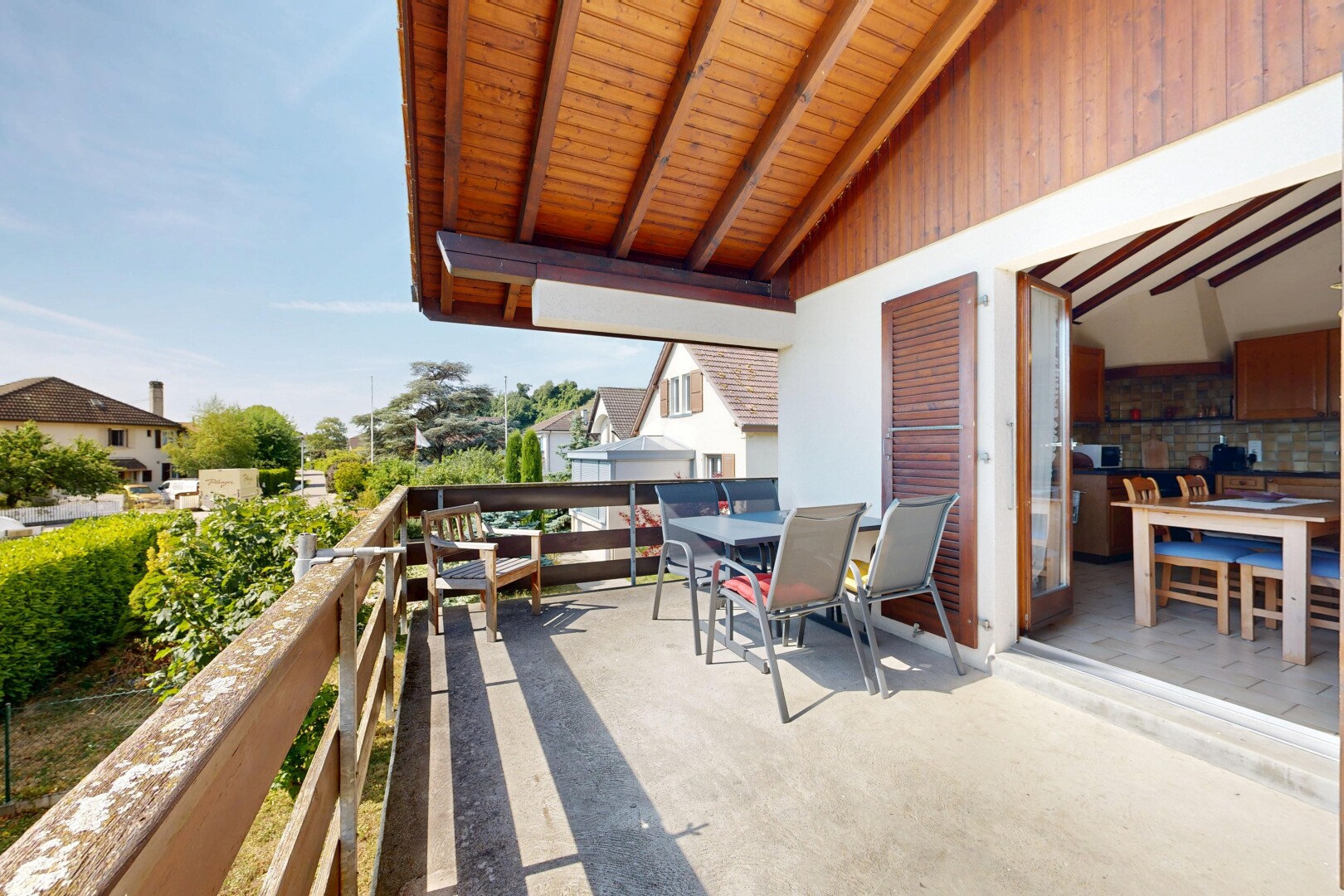 terrasse mit from property, essbereich im freien, day time, und balkon