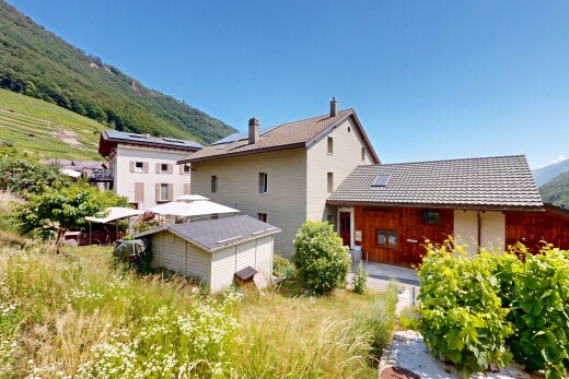 view of home featuring a mountain view