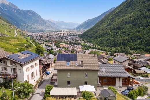 vue sur la montagne avec vue sur la montagne, mountain view, vue résidentielle, residential view, et day time