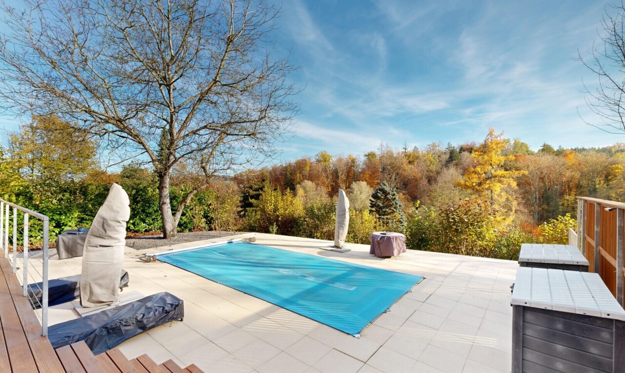 piscine avec piscine, from property, day time, et terrasse
