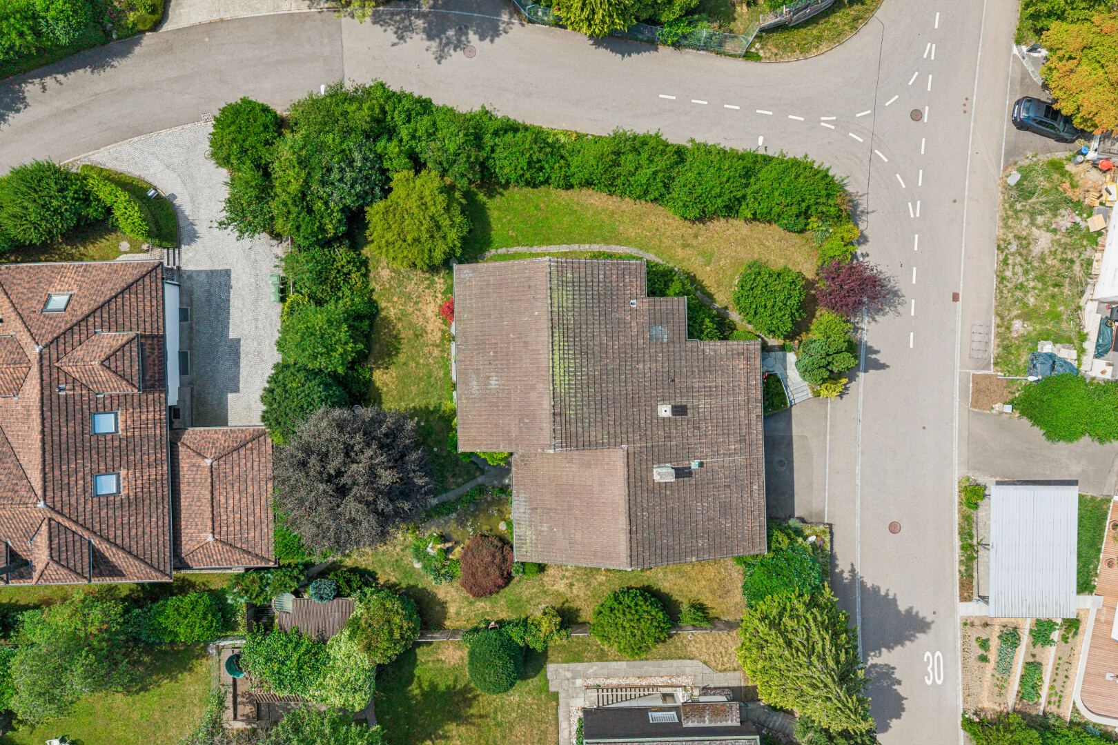 lage auf der karte mit aerial map