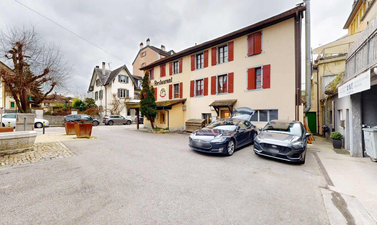 extérieur du bâtiment avec overcast