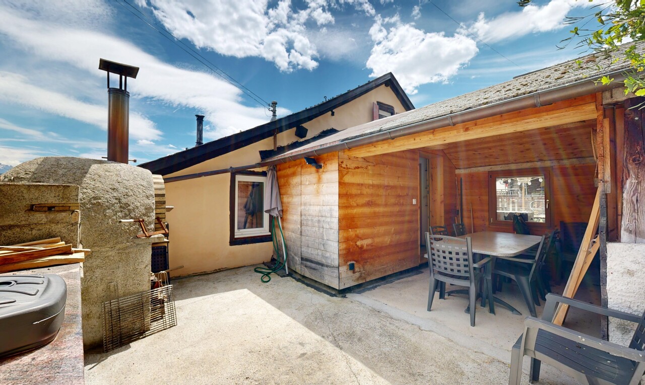 terrace featuring a patio and outdoor dining space