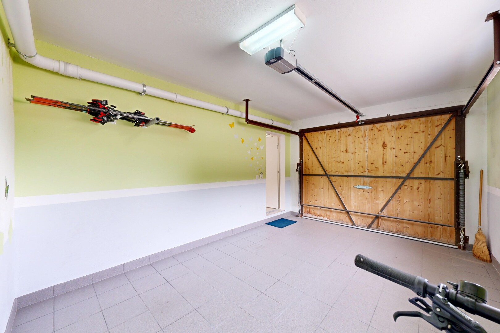 terrasse avec inside property