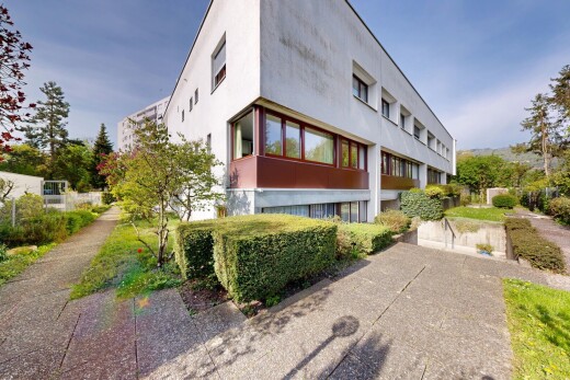 außenansicht mit apartment complex view, from community, stuckverkleidung, und day time