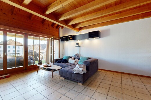 wohnzimmer mit natural light, natürliches licht, beamed ceiling, balkendecke, und inside property