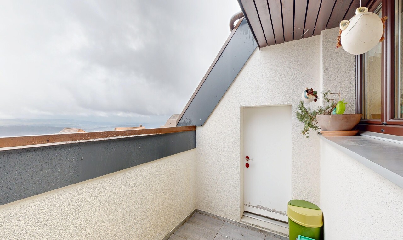 balcon avec overcast et from property