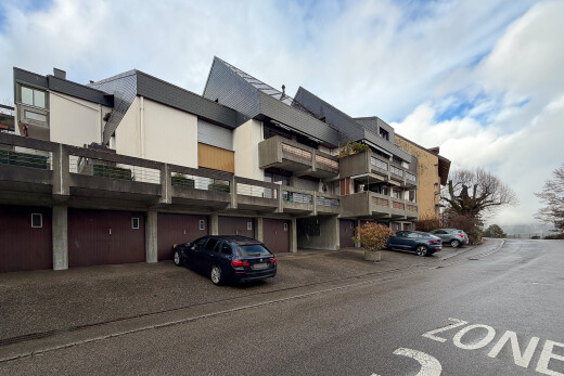 extérieur du bâtiment avec day time, from community, vue sur le complexe d'appartements, et apartment complex view