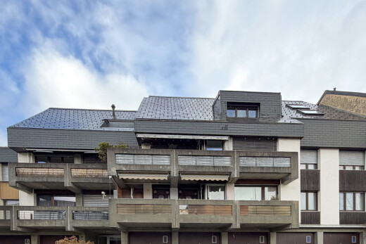 extérieur du bâtiment avec day time, apartment complex view, et vue sur le complexe d'appartements