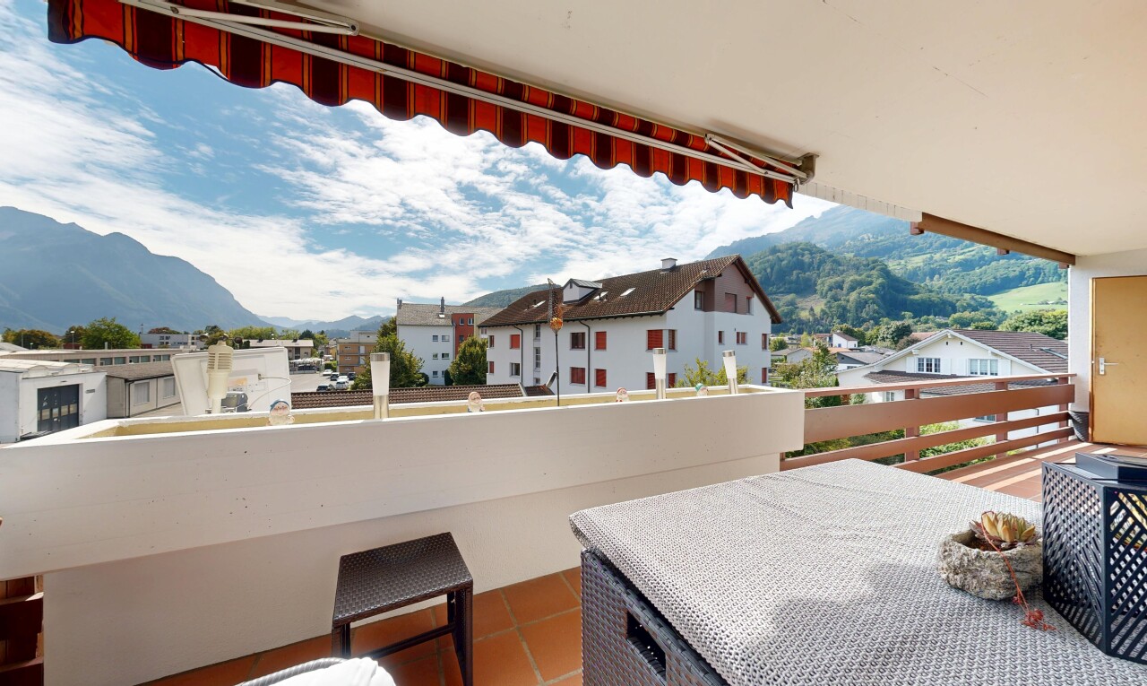 terrasse avec mountain view, vue sur la montagne, from property, day time, et balcon