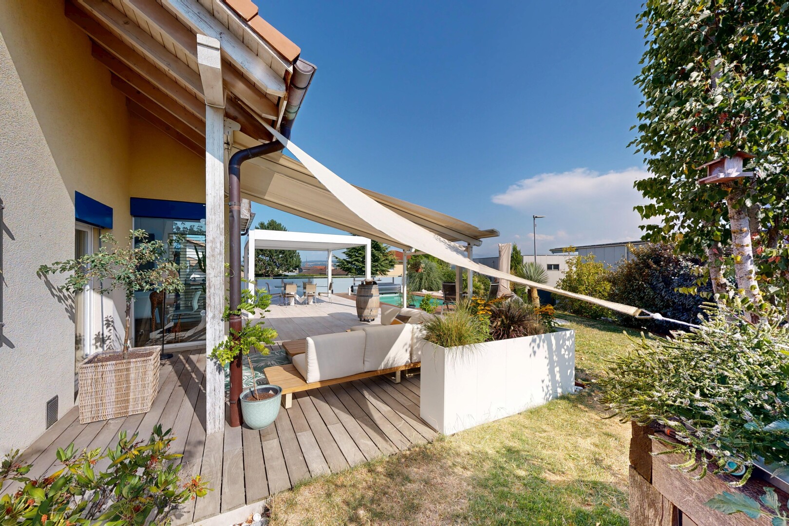 terrasse avec terrasse, from property, et day time
