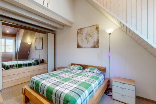 zimmer / schlafzimmer mit teppich, carpet, inside property, gipskartonwand, und drywall