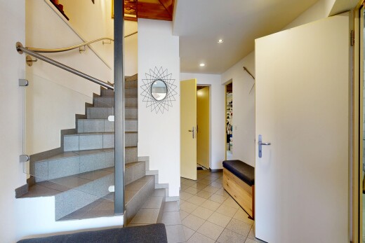 treppe mit gipskartonwand, drywall, treppen, inside property, und einbauleuchten