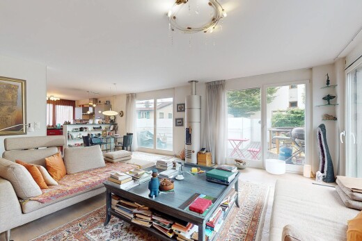 wohnzimmer mit natürliches licht, natural light, inside property, gipskartonwand, und drywall